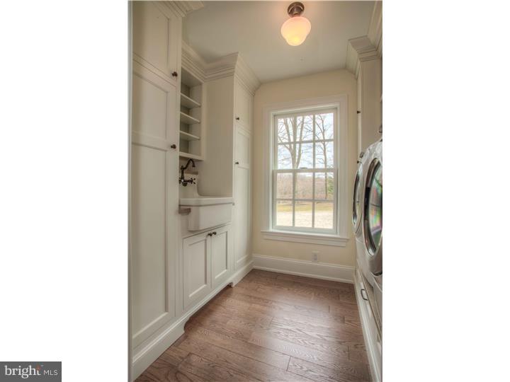 RADNOR HUNT - Residential