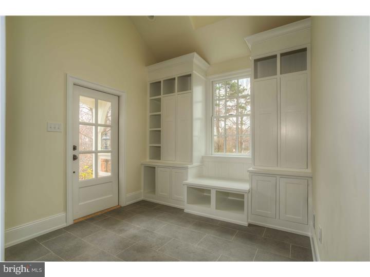 RADNOR HUNT - Residential