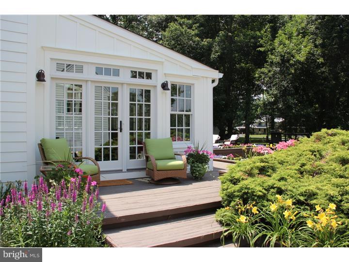 RADNOR HUNT - Residential