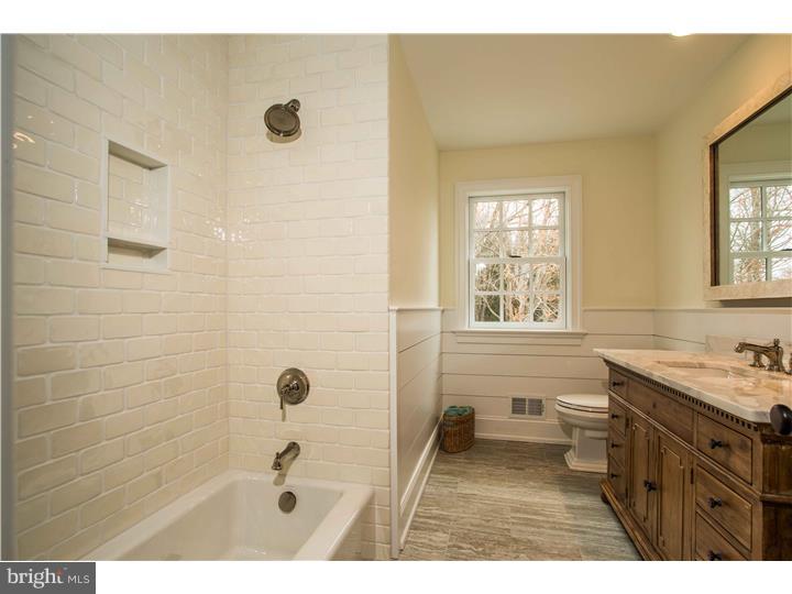 RADNOR HUNT - Residential