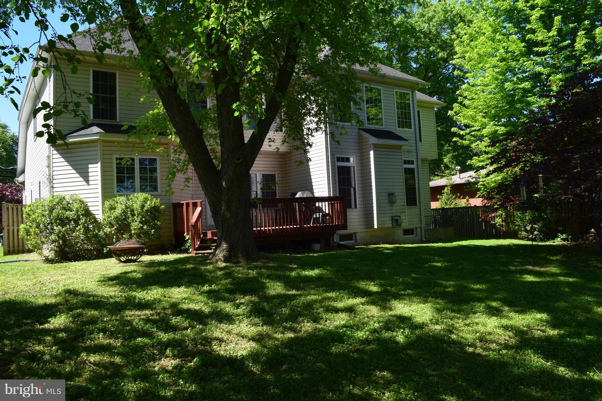 MCLEAN MANOR - Residential Lease