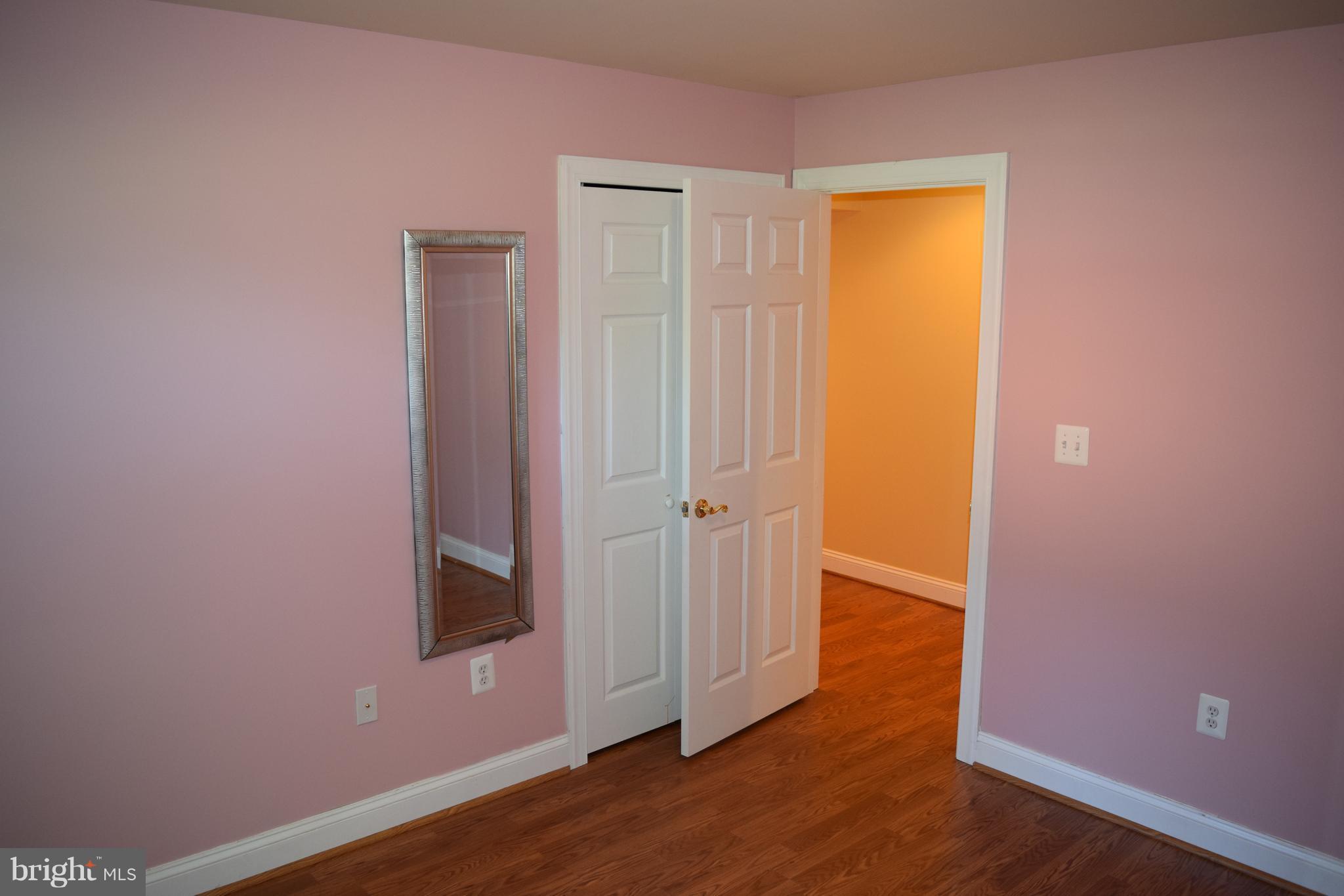 MCLEAN MANOR - Residential Lease