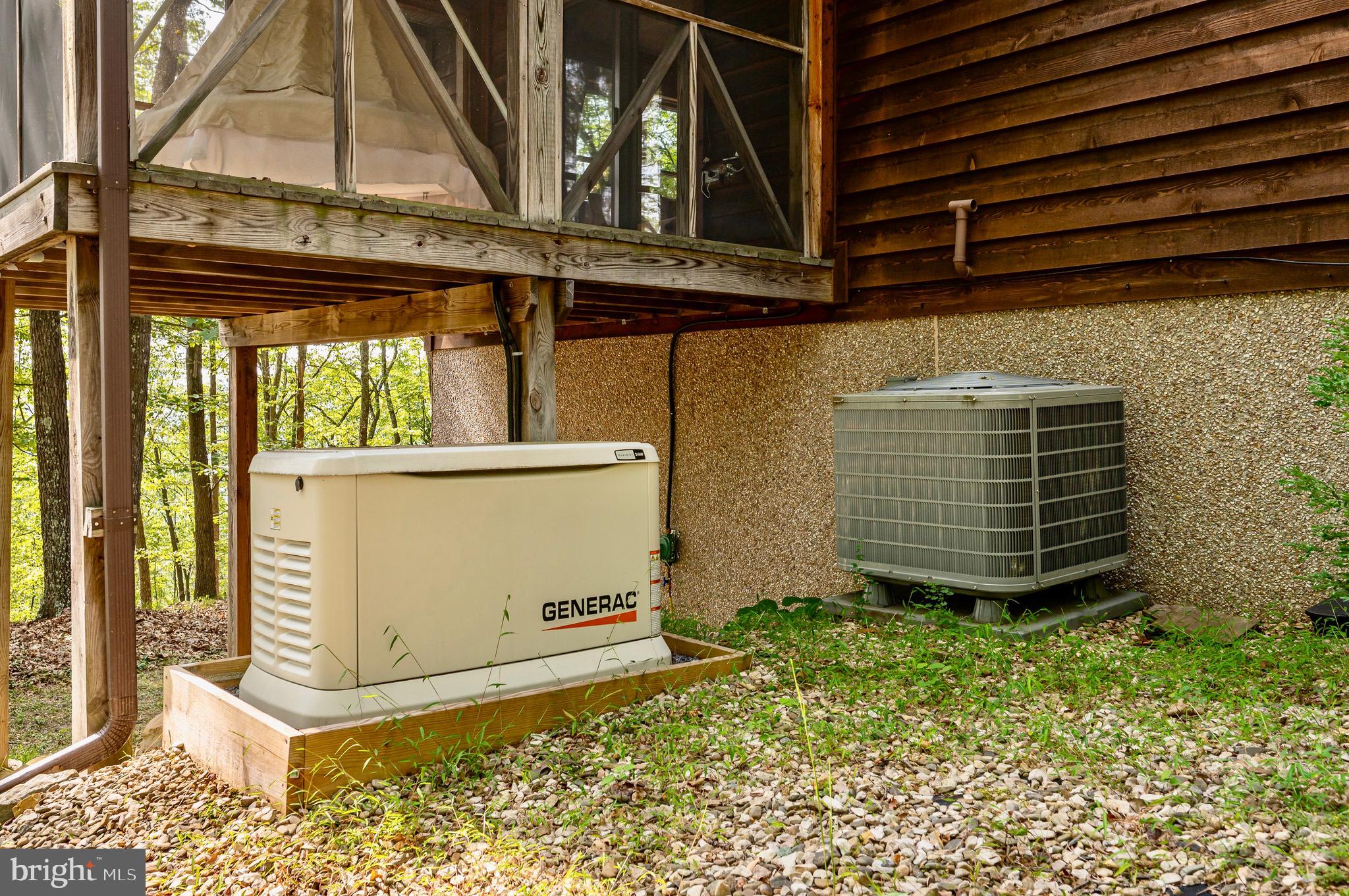 RIVER RIDGE - Residential