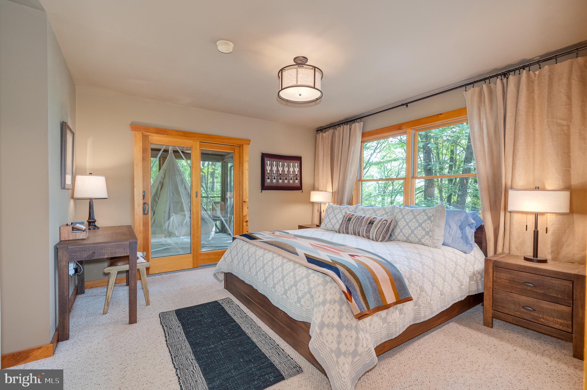 RIVER RIDGE - Residential