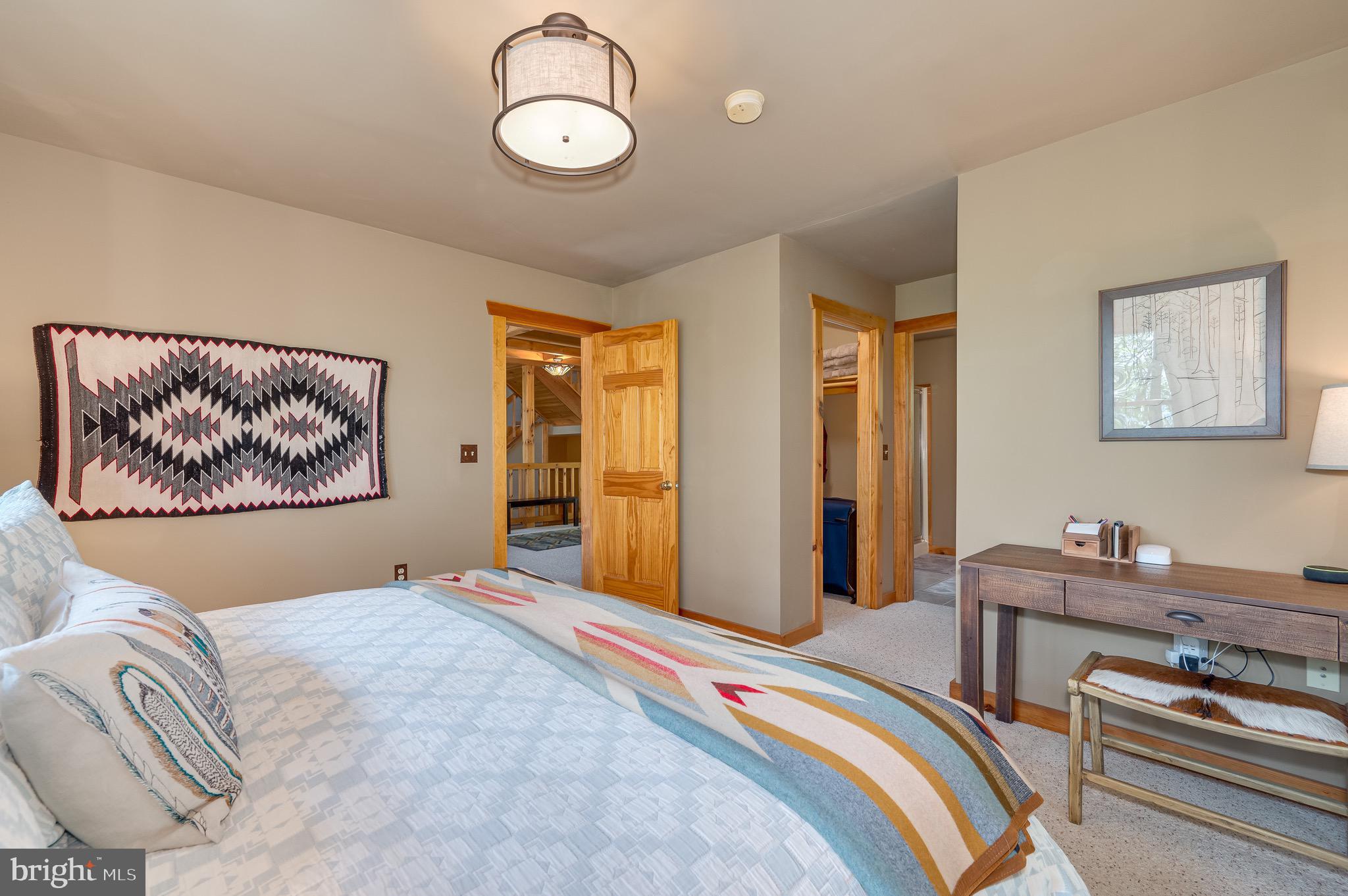 RIVER RIDGE - Residential