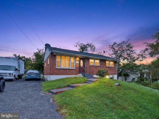 111 PEPPER MILL DR, CAPITOL HEIGHTS, MD 20743 - Image 7b2d6c30341a2085e2e319f63ca55d37/2582222181
