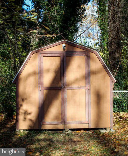 DRUM POINT - Residential