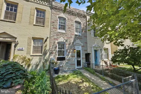 MLS: DCDC2277492