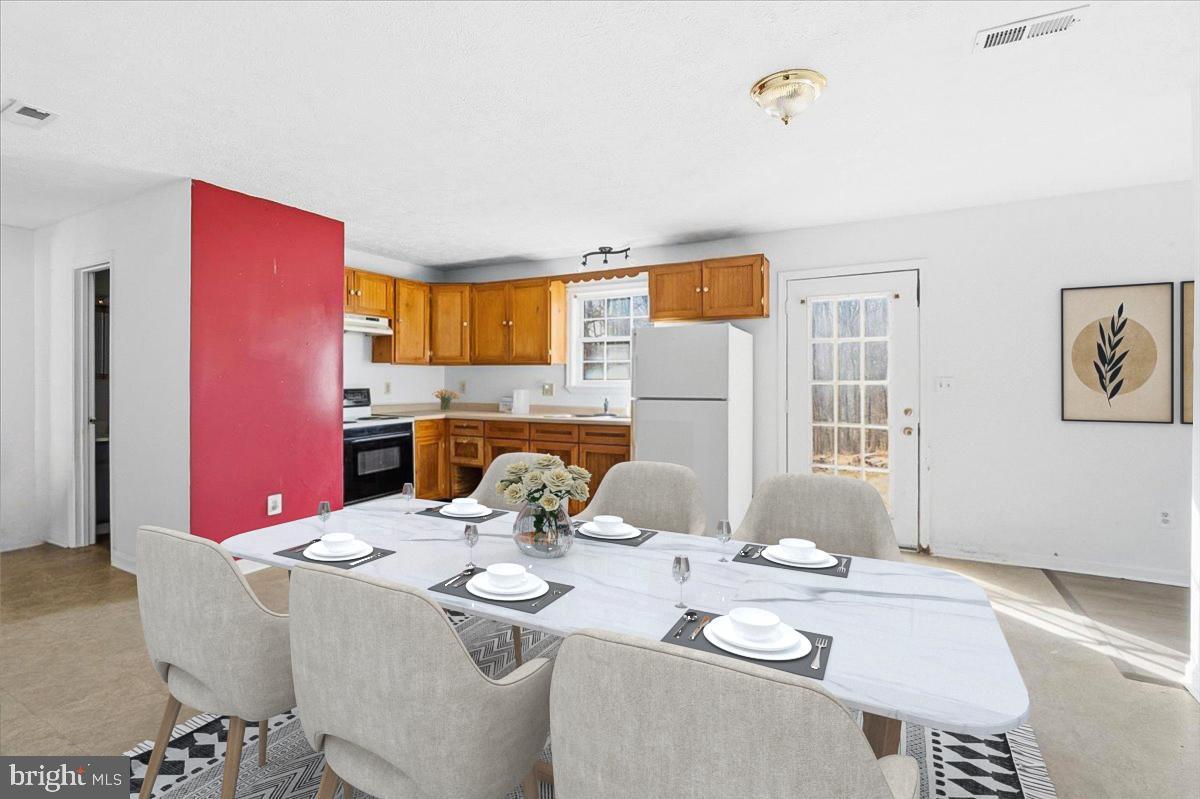 PAULS WOODS - Residential