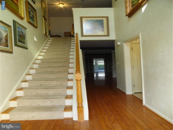 KINGSFIELD - Residential