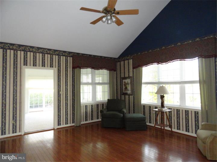 KINGSFIELD - Residential