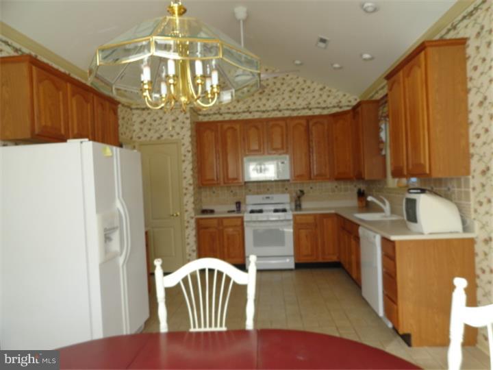 KINGSFIELD - Residential