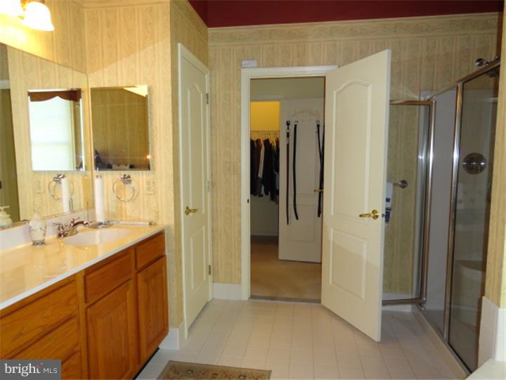 KINGSFIELD - Residential