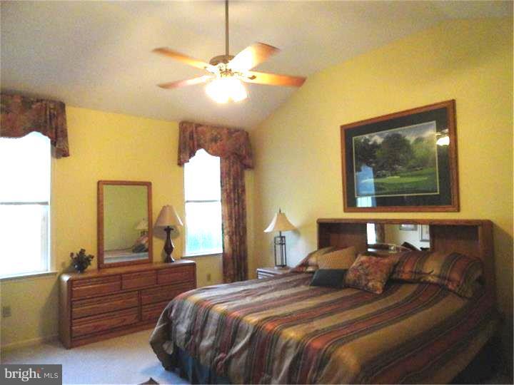 KINGSFIELD - Residential