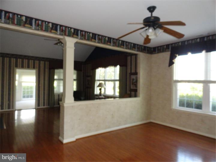 KINGSFIELD - Residential