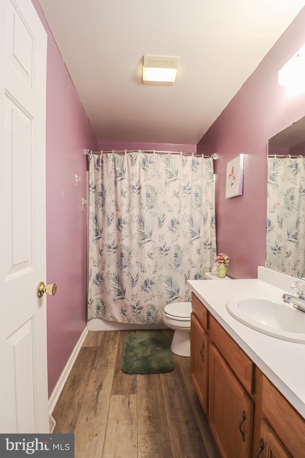 COUNTRY RIDGE - Residential