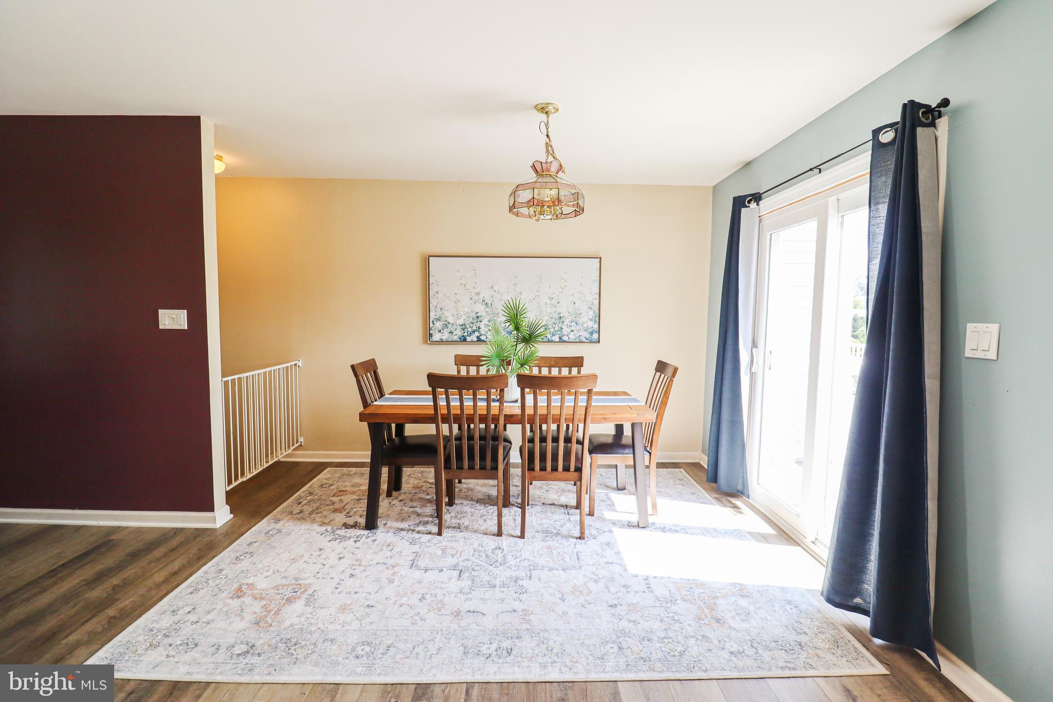 COUNTRY RIDGE - Residential