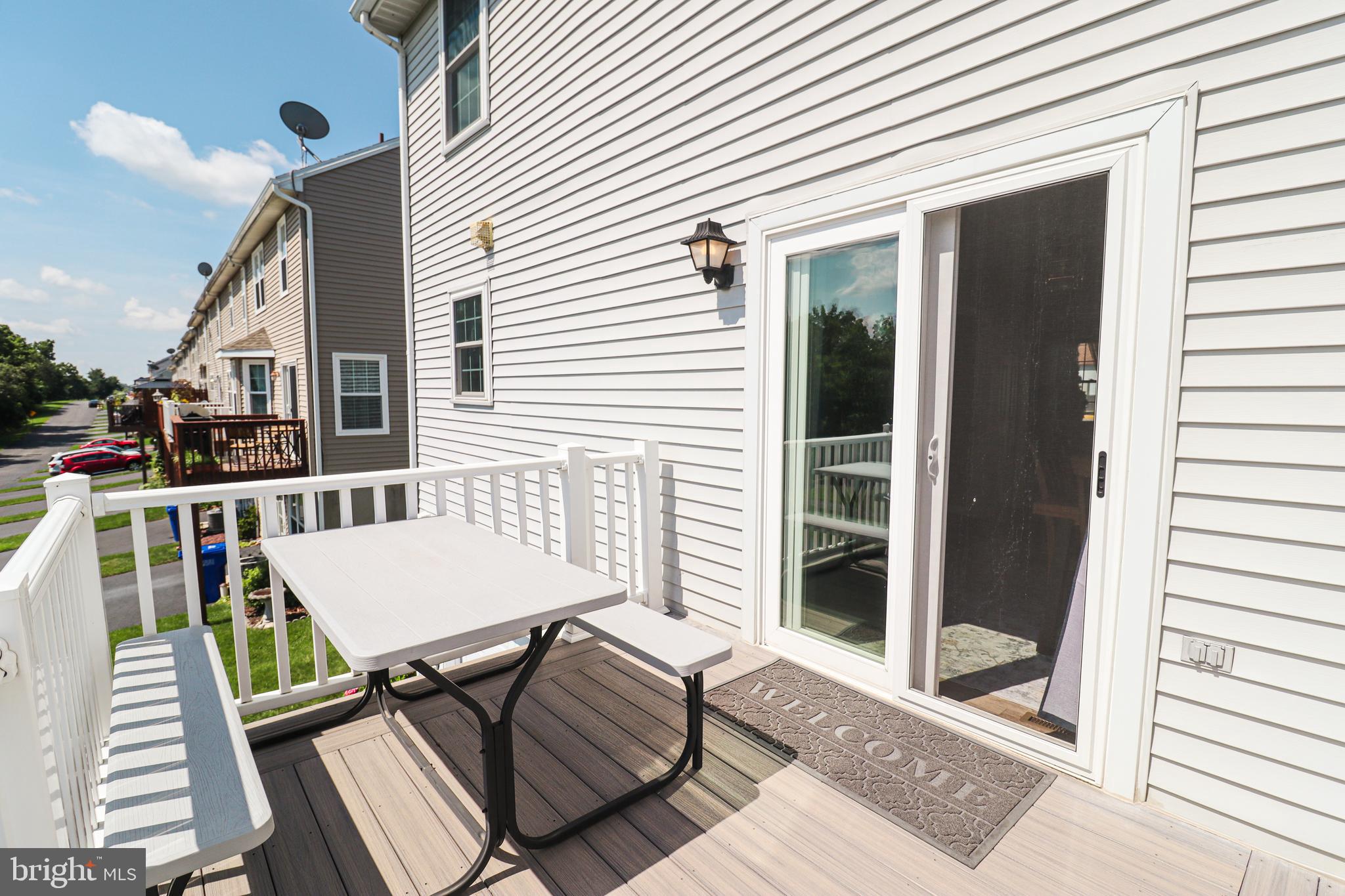 COUNTRY RIDGE - Residential