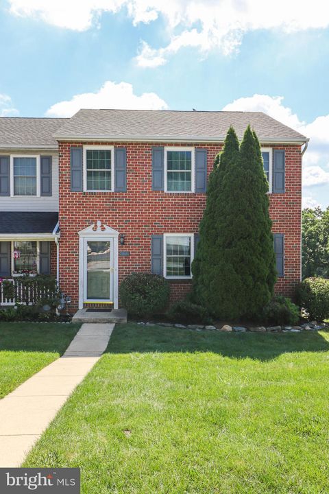 131 COUNTRY RIDGE DRIVE RED LION PA 17356