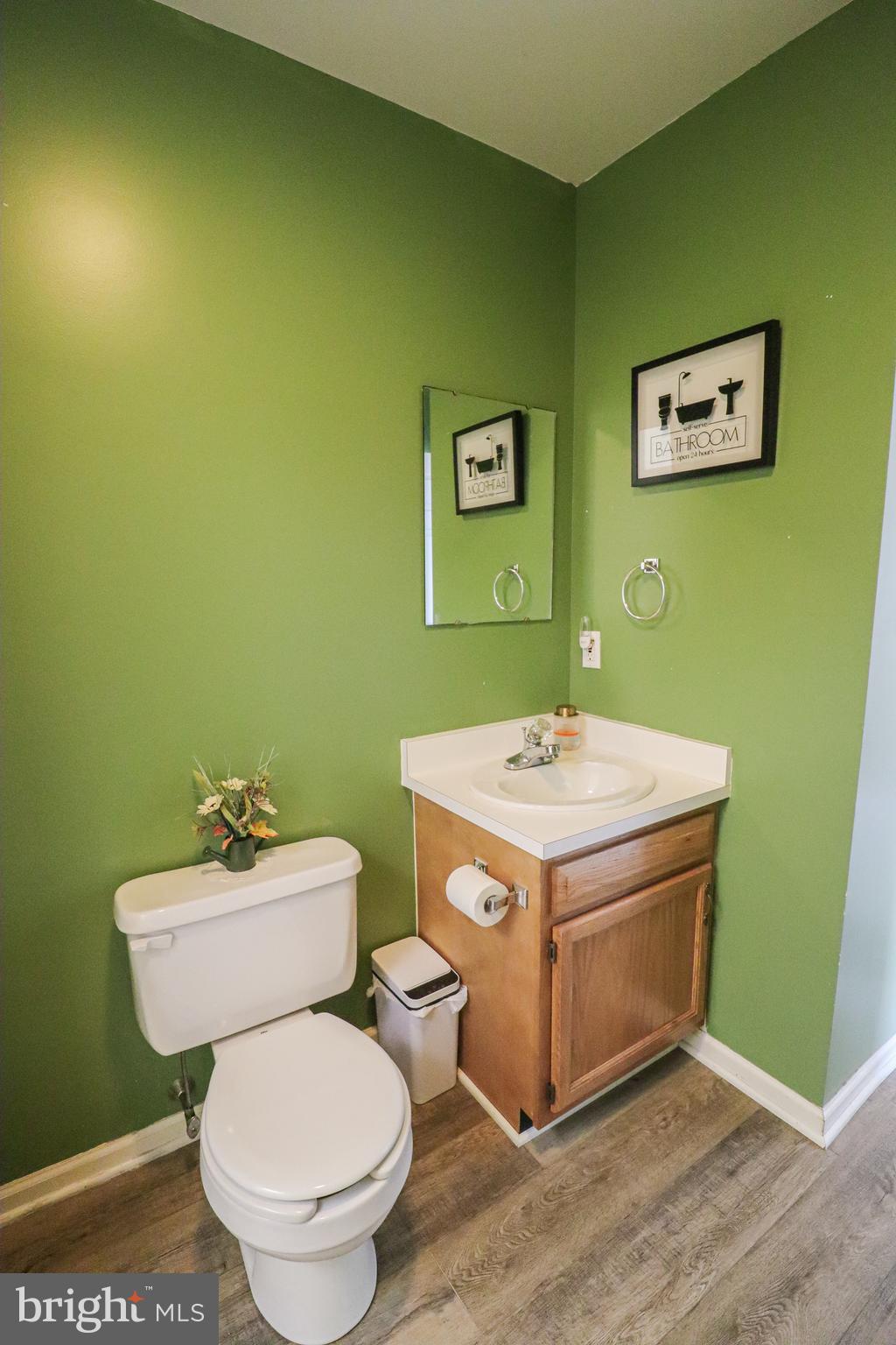 COUNTRY RIDGE - Residential