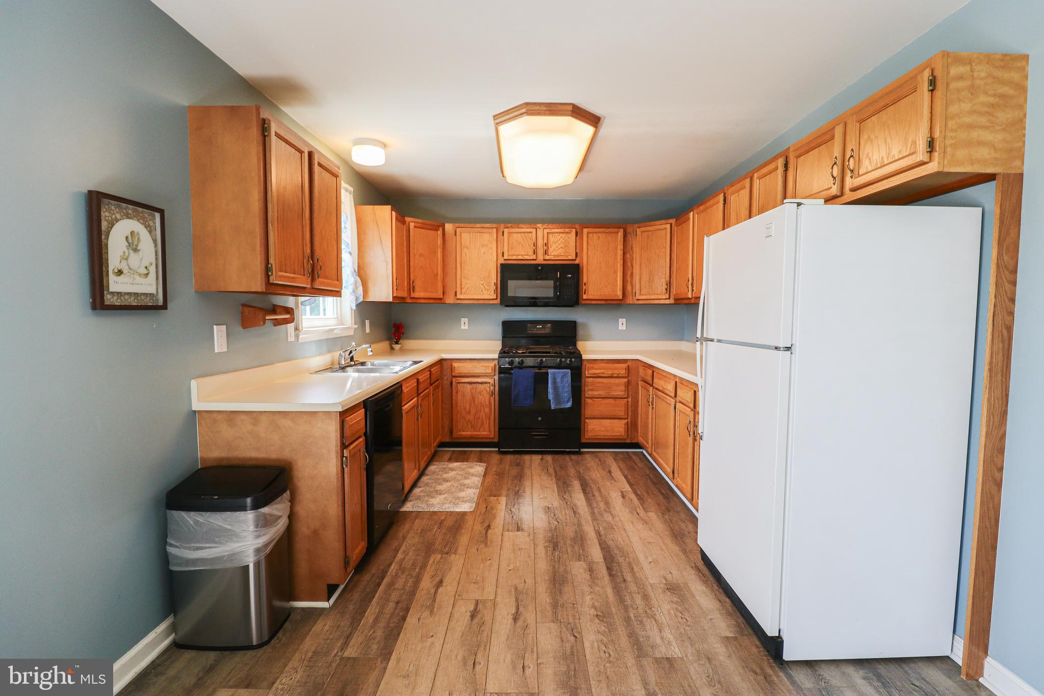 COUNTRY RIDGE - Residential