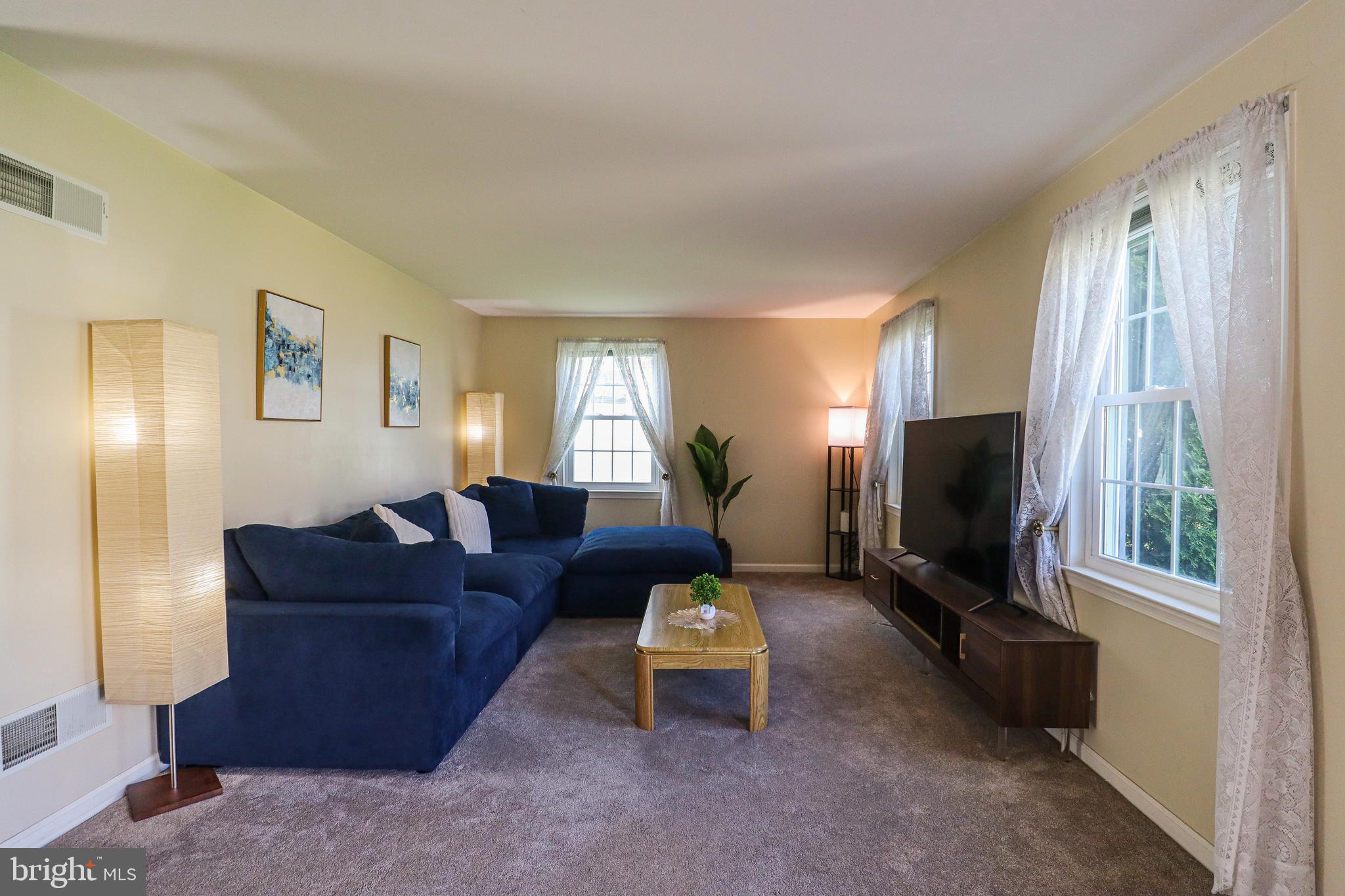 131 COUNTRY RIDGE DRIVE