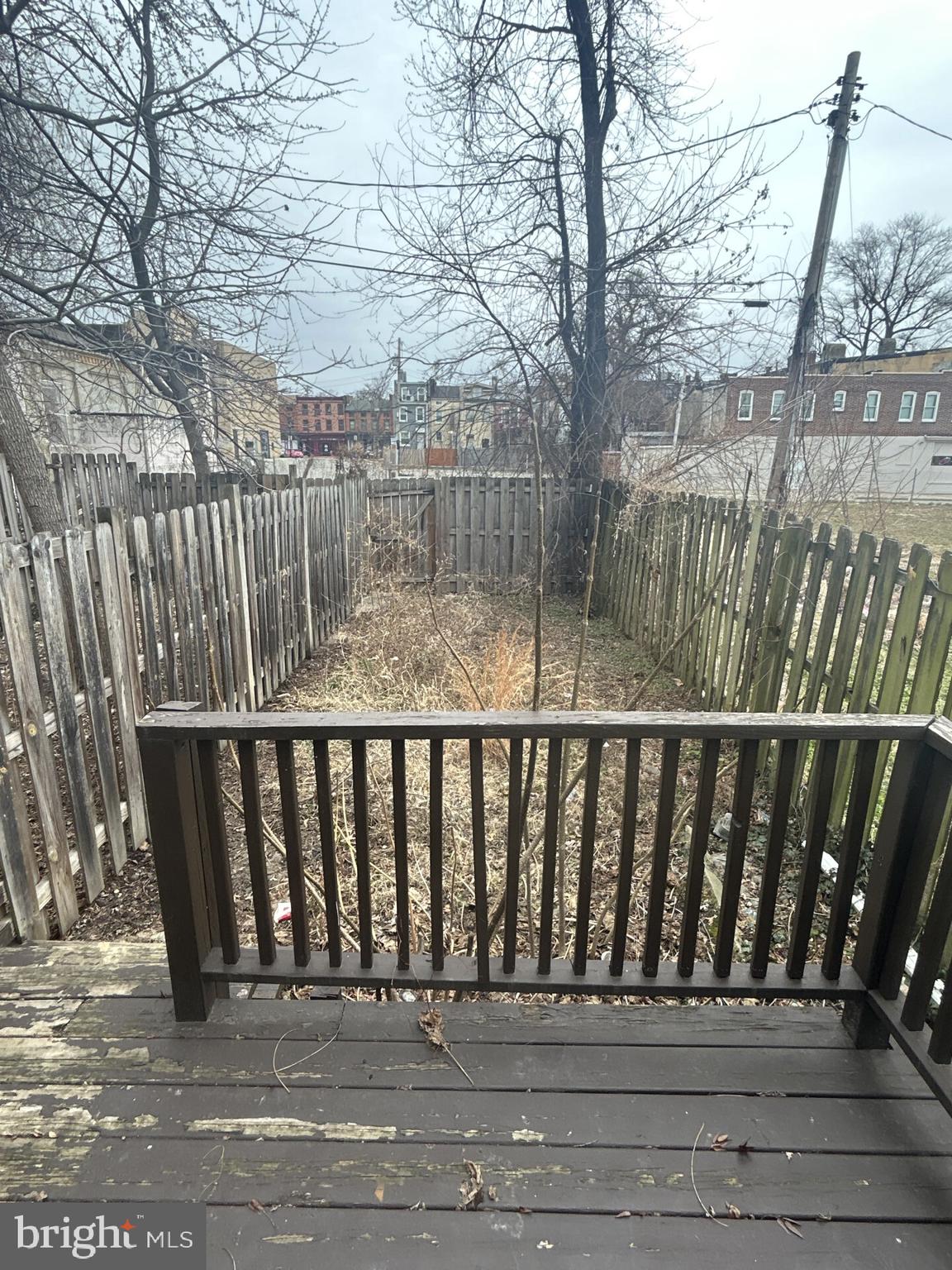 HOLLINS MARKET - Residential