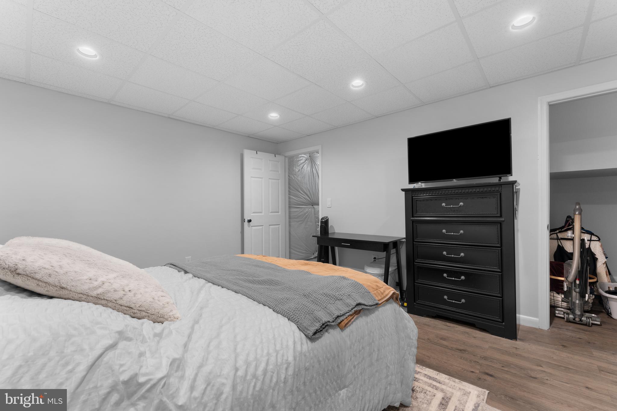 HOMEPLACE ON PELHAMS REACH - Residential