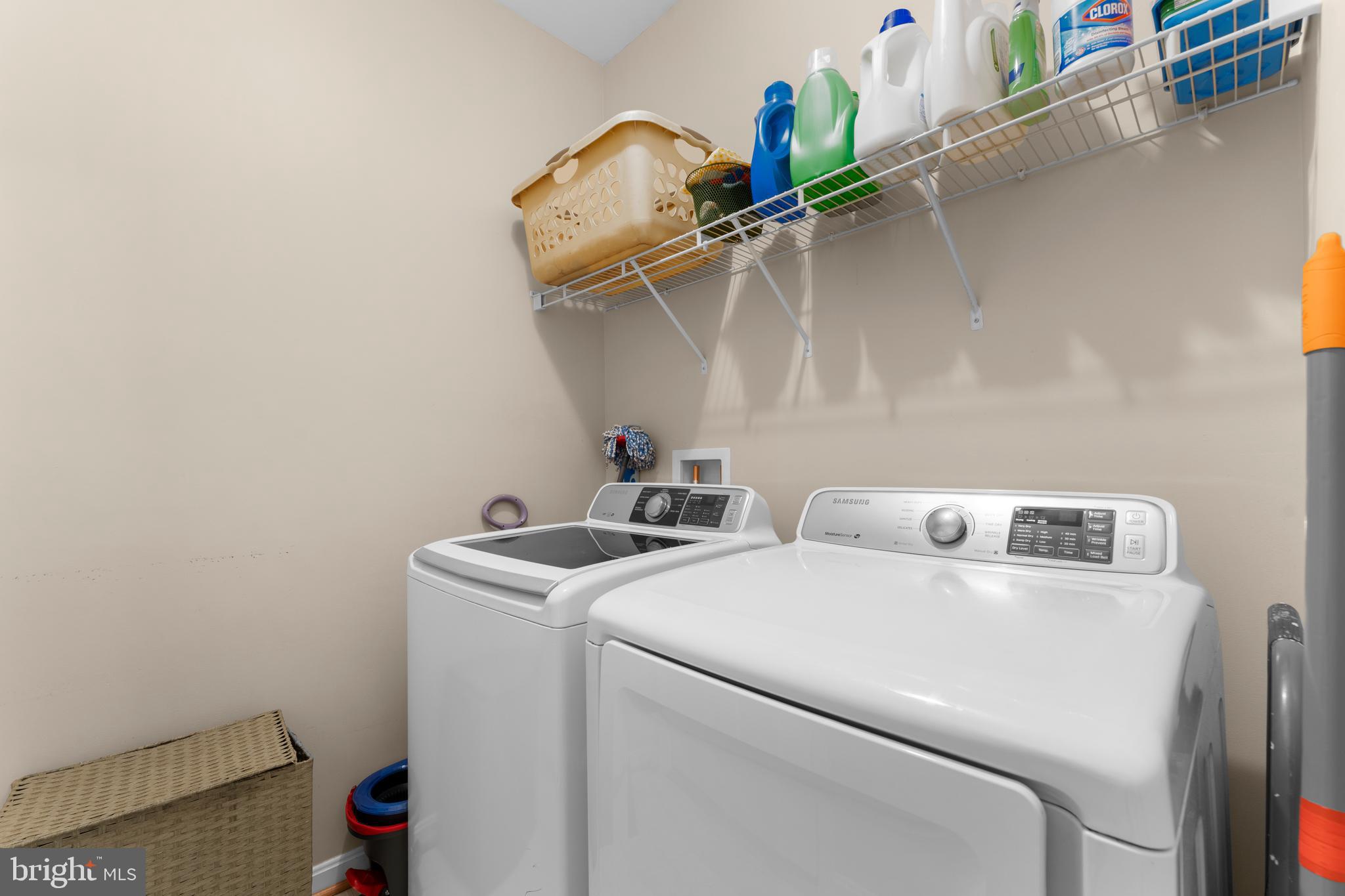 HOMEPLACE ON PELHAMS REACH - Residential