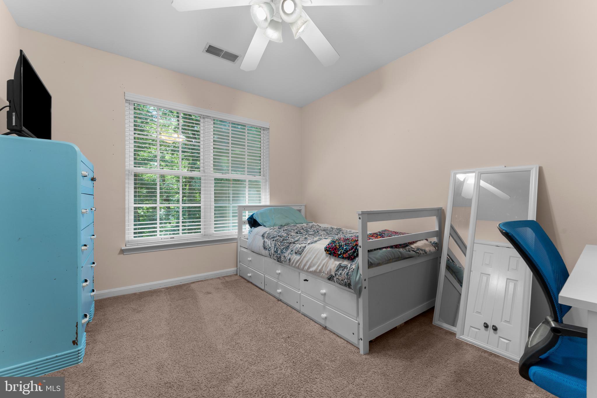 HOMEPLACE ON PELHAMS REACH - Residential