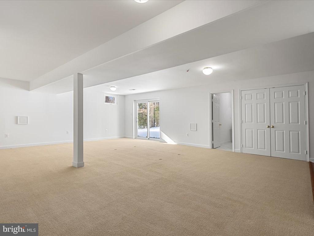 HUNTERS RIDGE - Residential