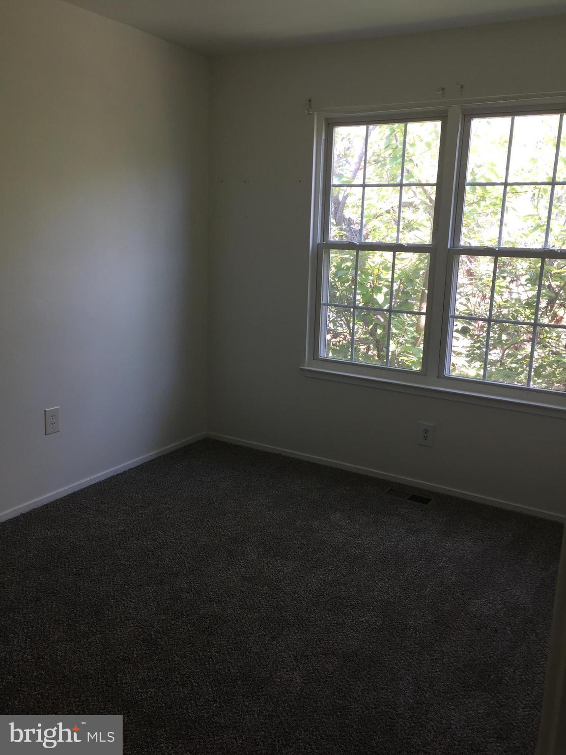 GUNNERS LAKE VILLAGE - Residential Lease