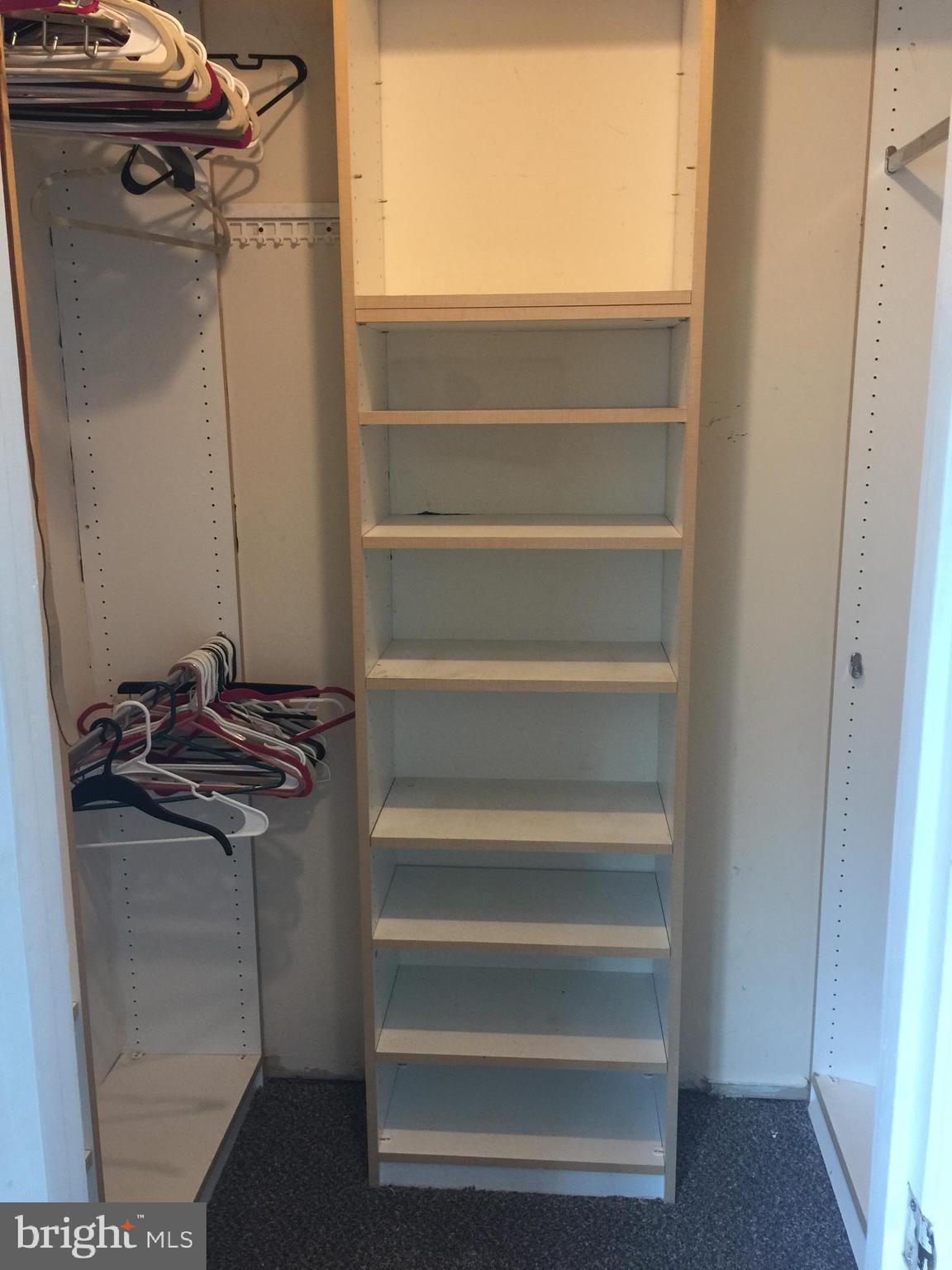 GUNNERS LAKE VILLAGE - Residential Lease