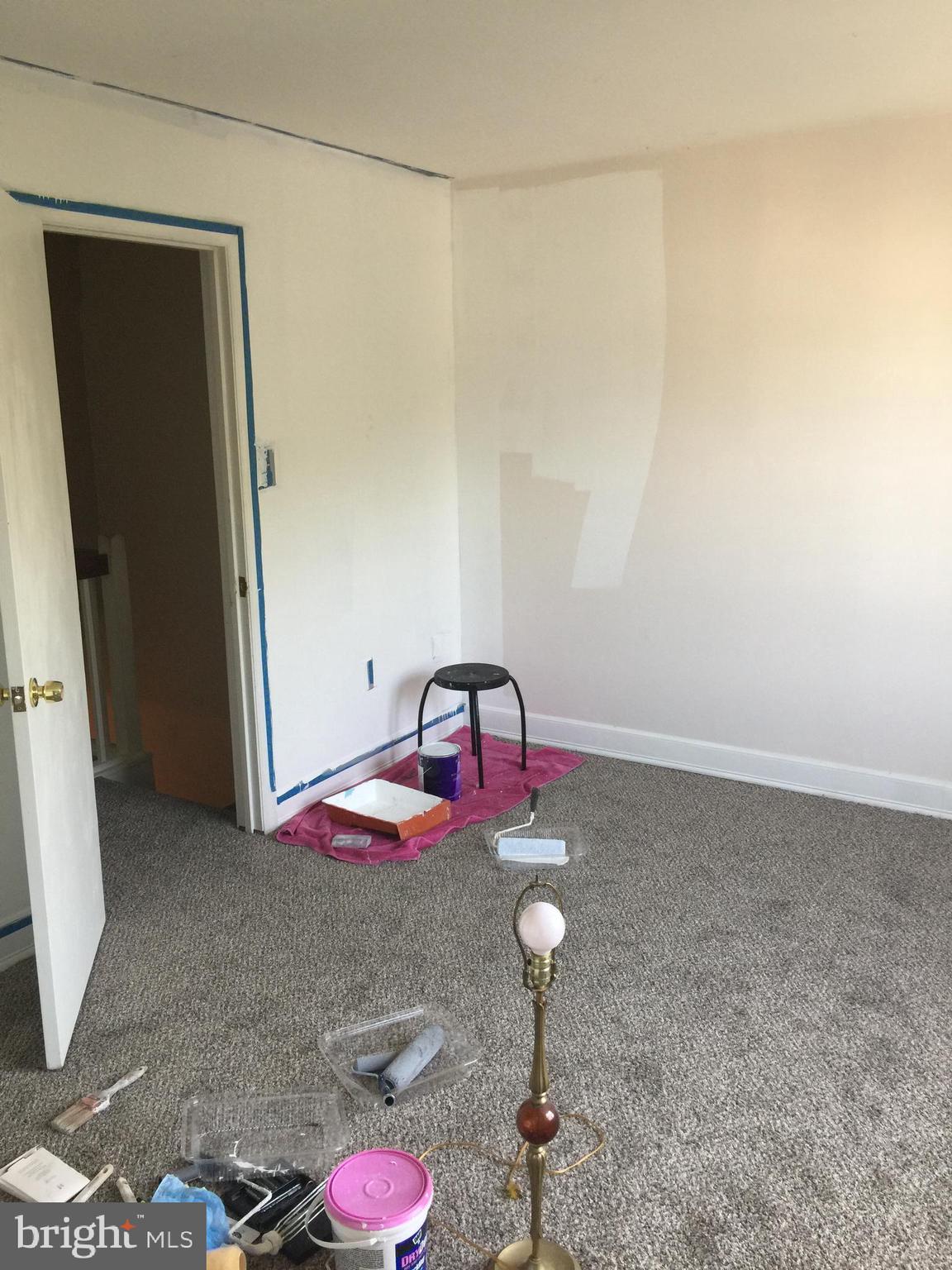 GUNNERS LAKE VILLAGE - Residential Lease