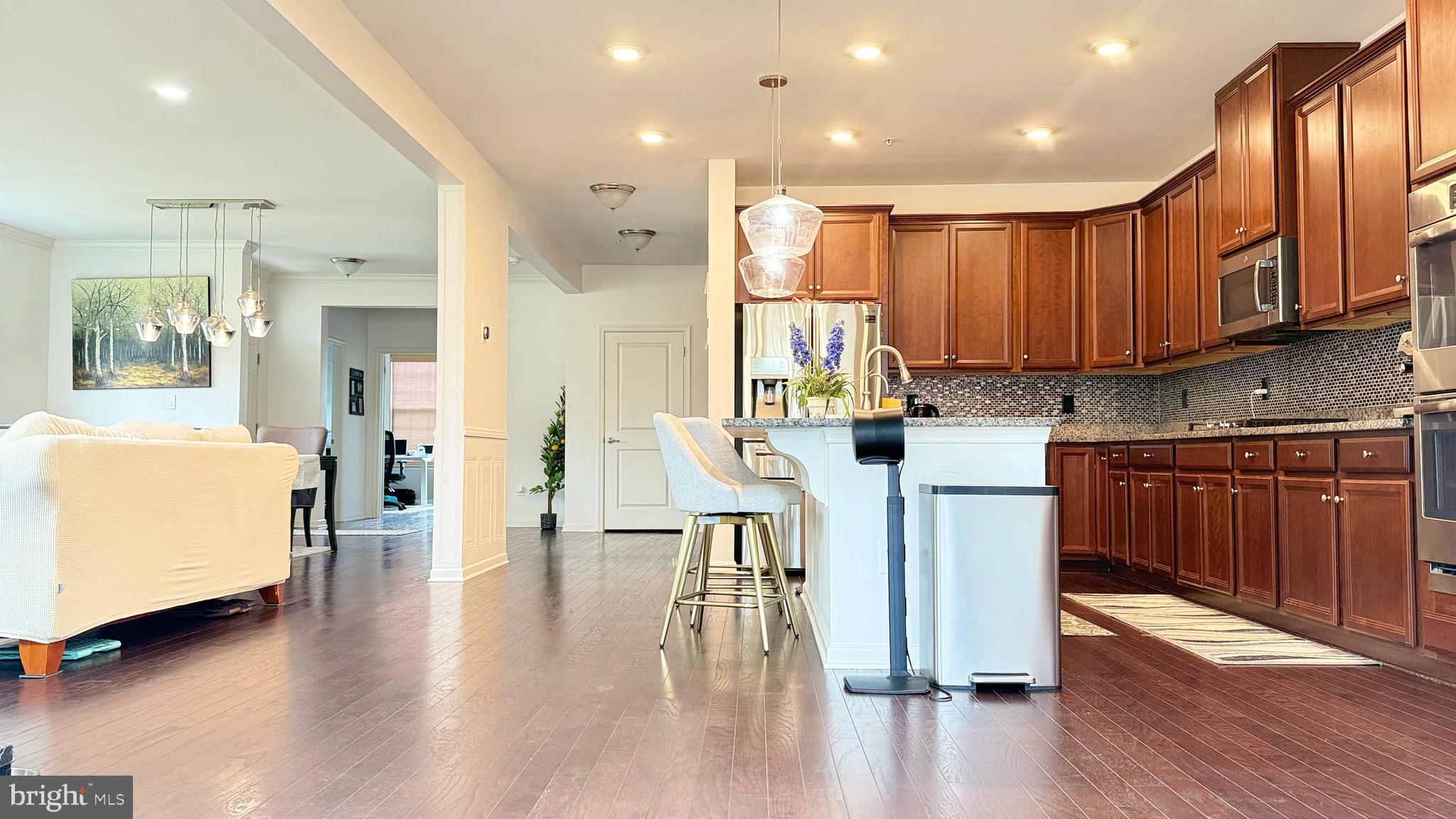 WATERLOO RESERVE - Residential