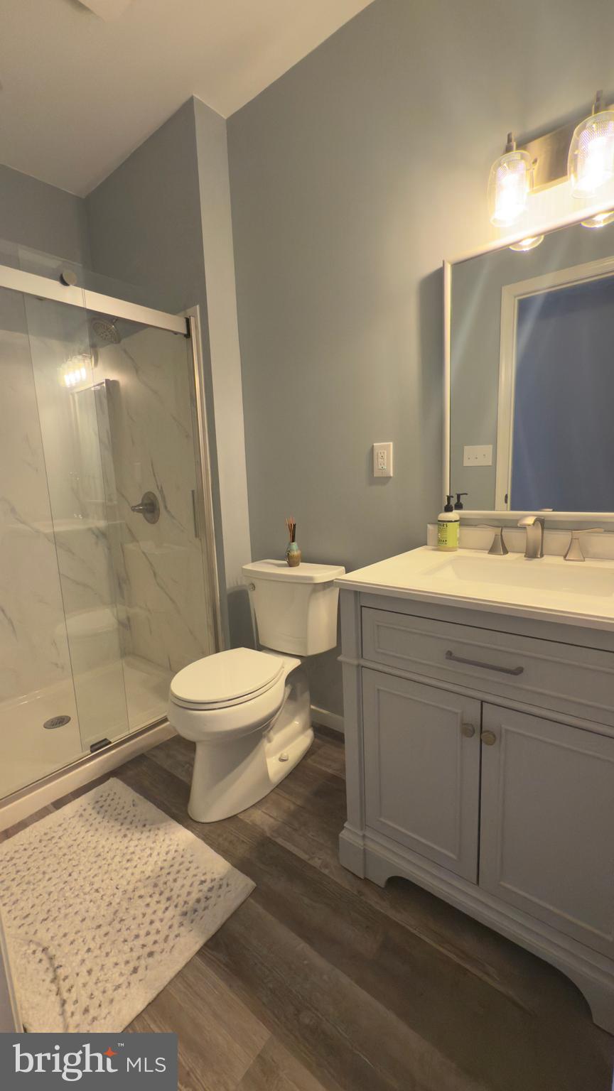 WATERLOO RESERVE - Residential