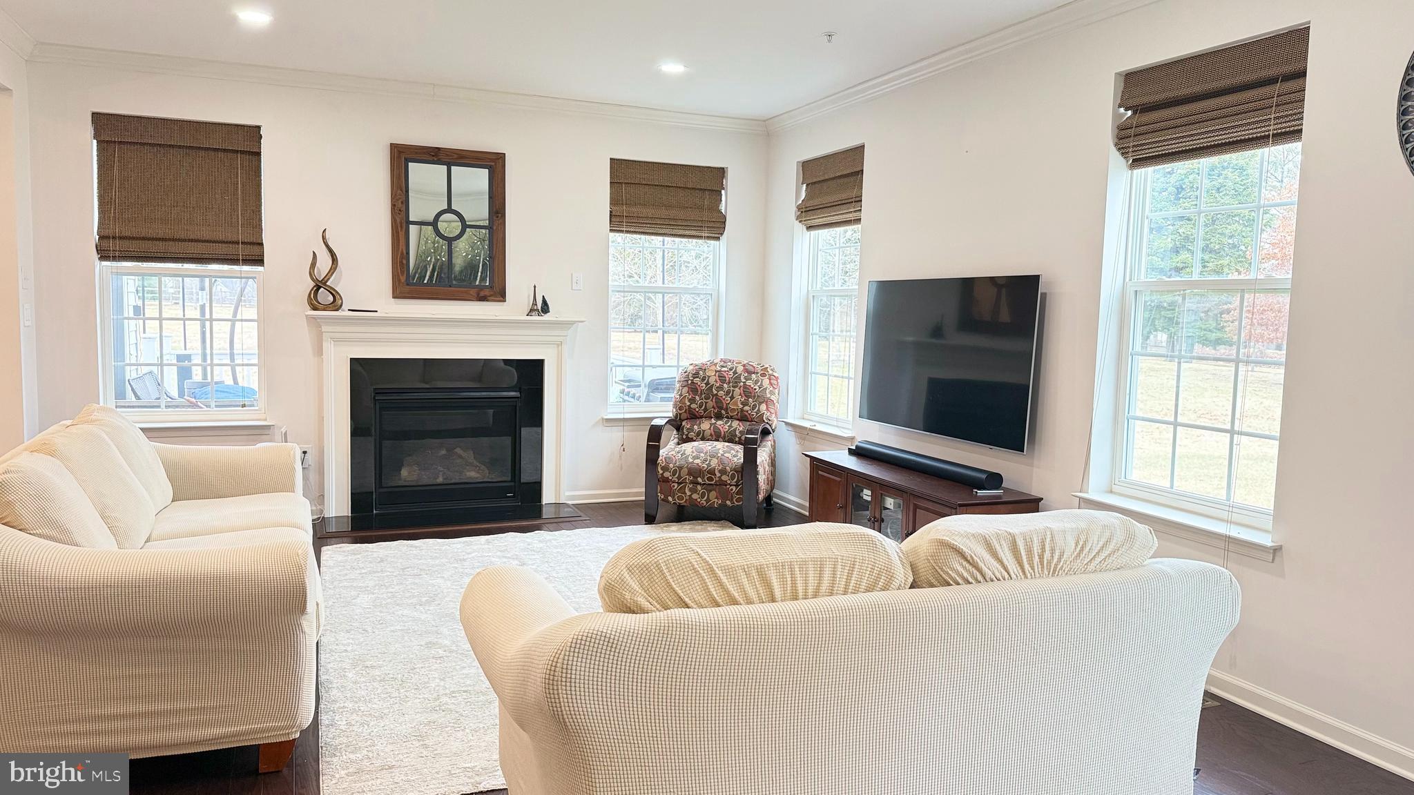 WATERLOO RESERVE - Residential