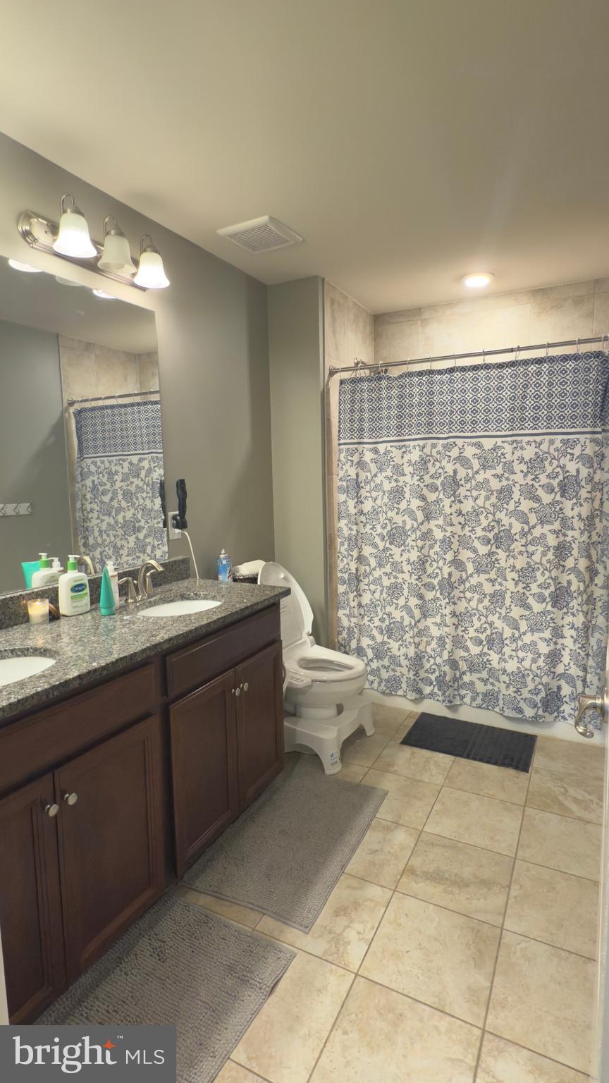 WATERLOO RESERVE - Residential