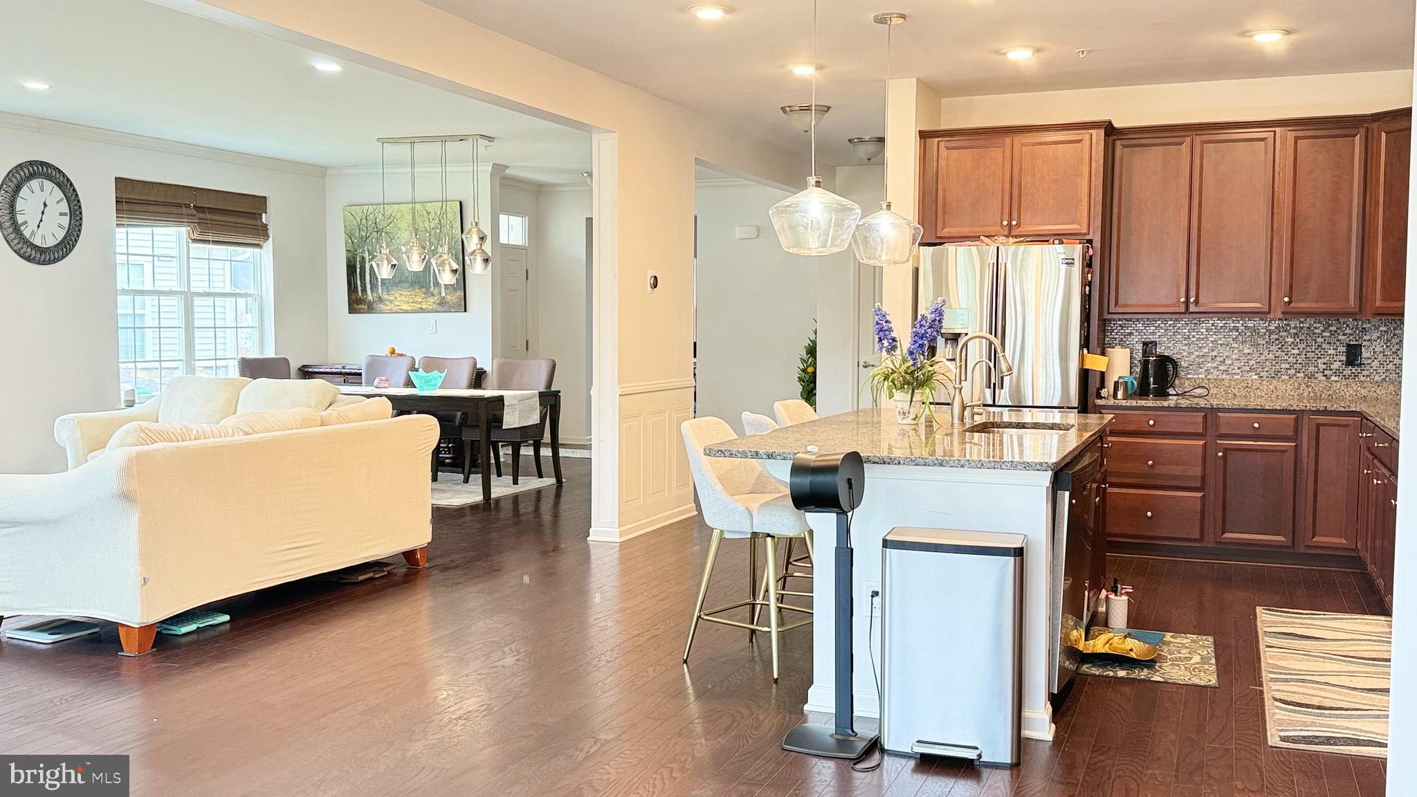 WATERLOO RESERVE - Residential