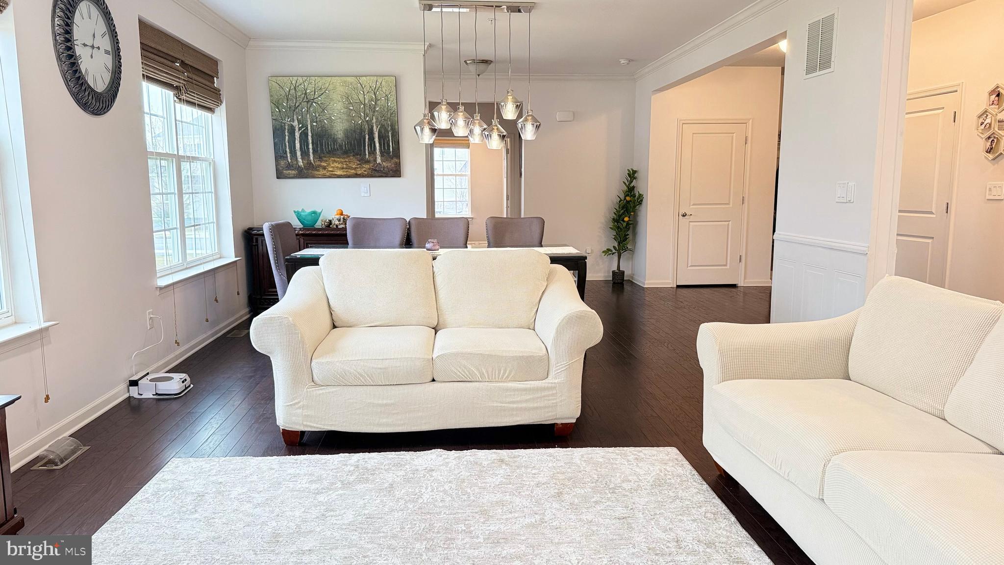 WATERLOO RESERVE - Residential