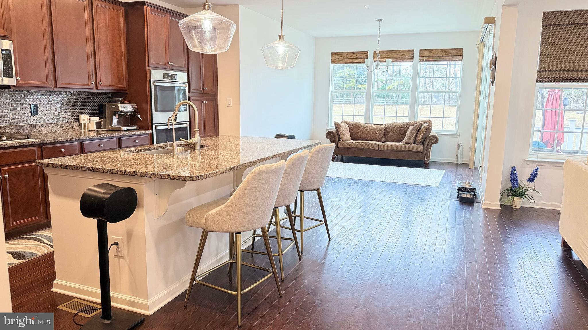 WATERLOO RESERVE - Residential