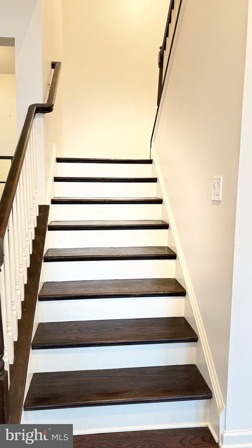 WATERLOO RESERVE - Residential