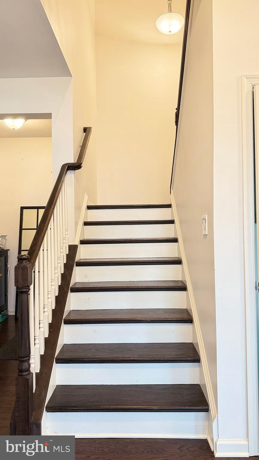 WATERLOO RESERVE - Residential