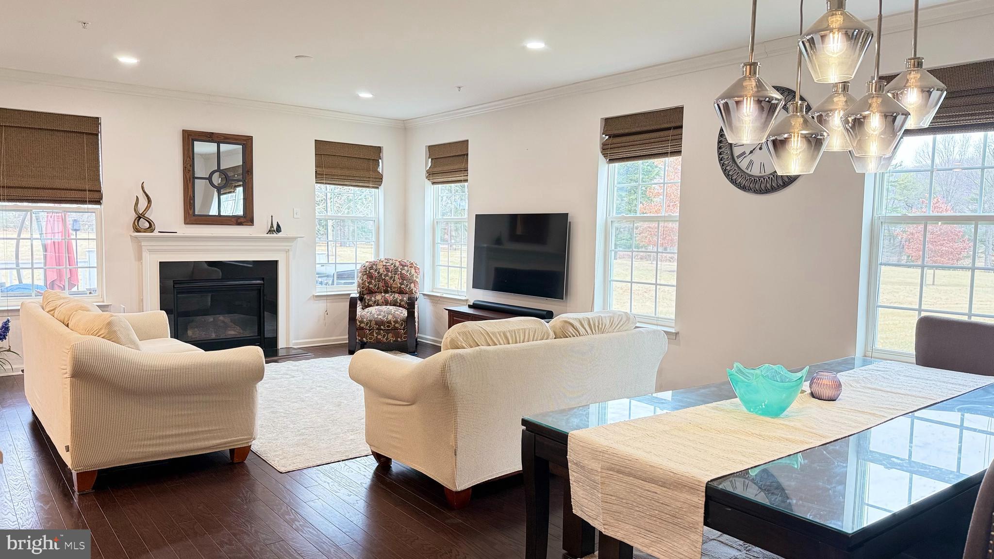 WATERLOO RESERVE - Residential