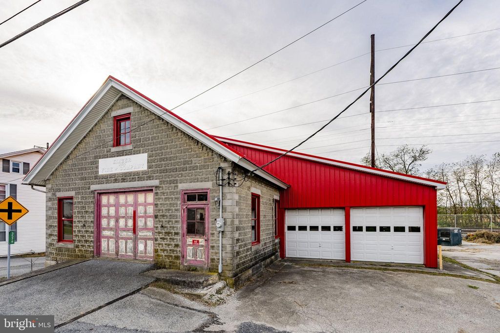 Photo of 3576 E Lincoln Highway, PARADISE, PA 17562 (MLS # PALA2079234)