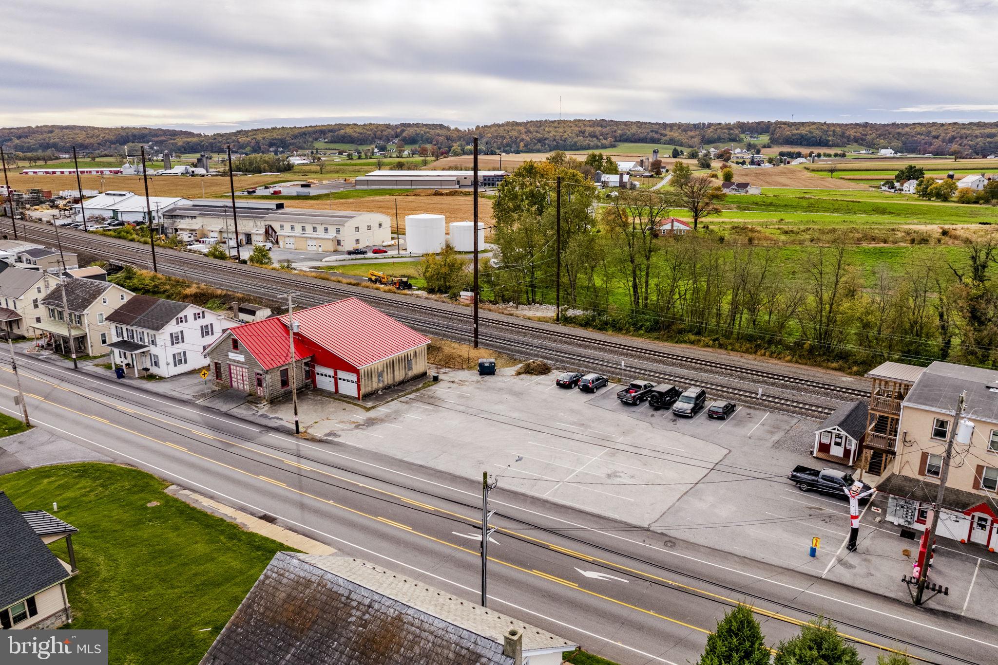 3576 E LINCOLN HIGHWAY