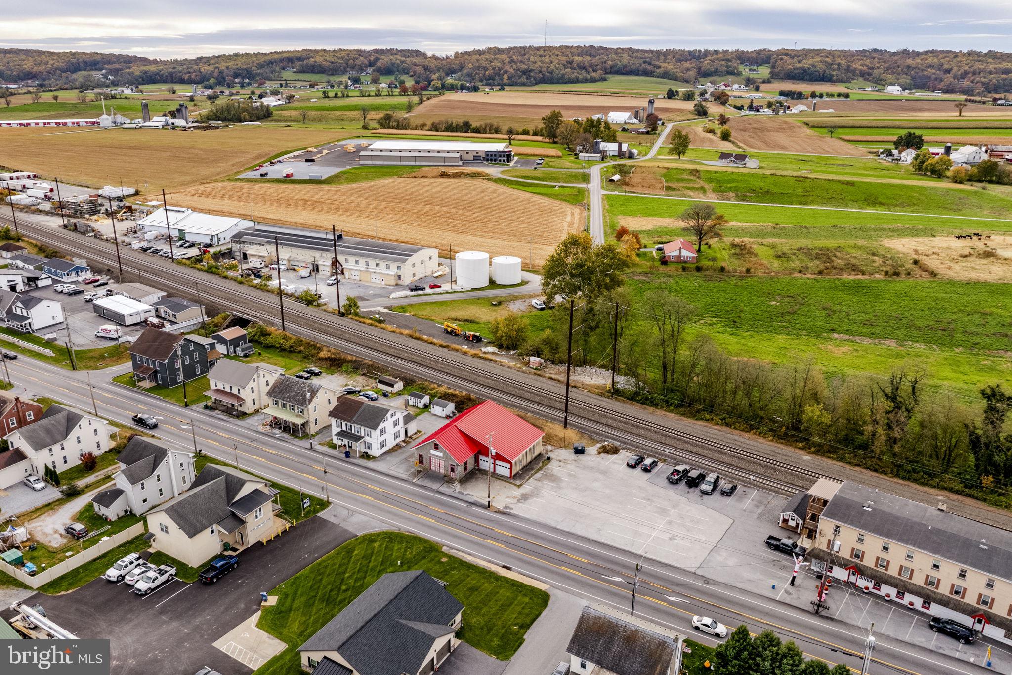 3576 E LINCOLN HIGHWAY