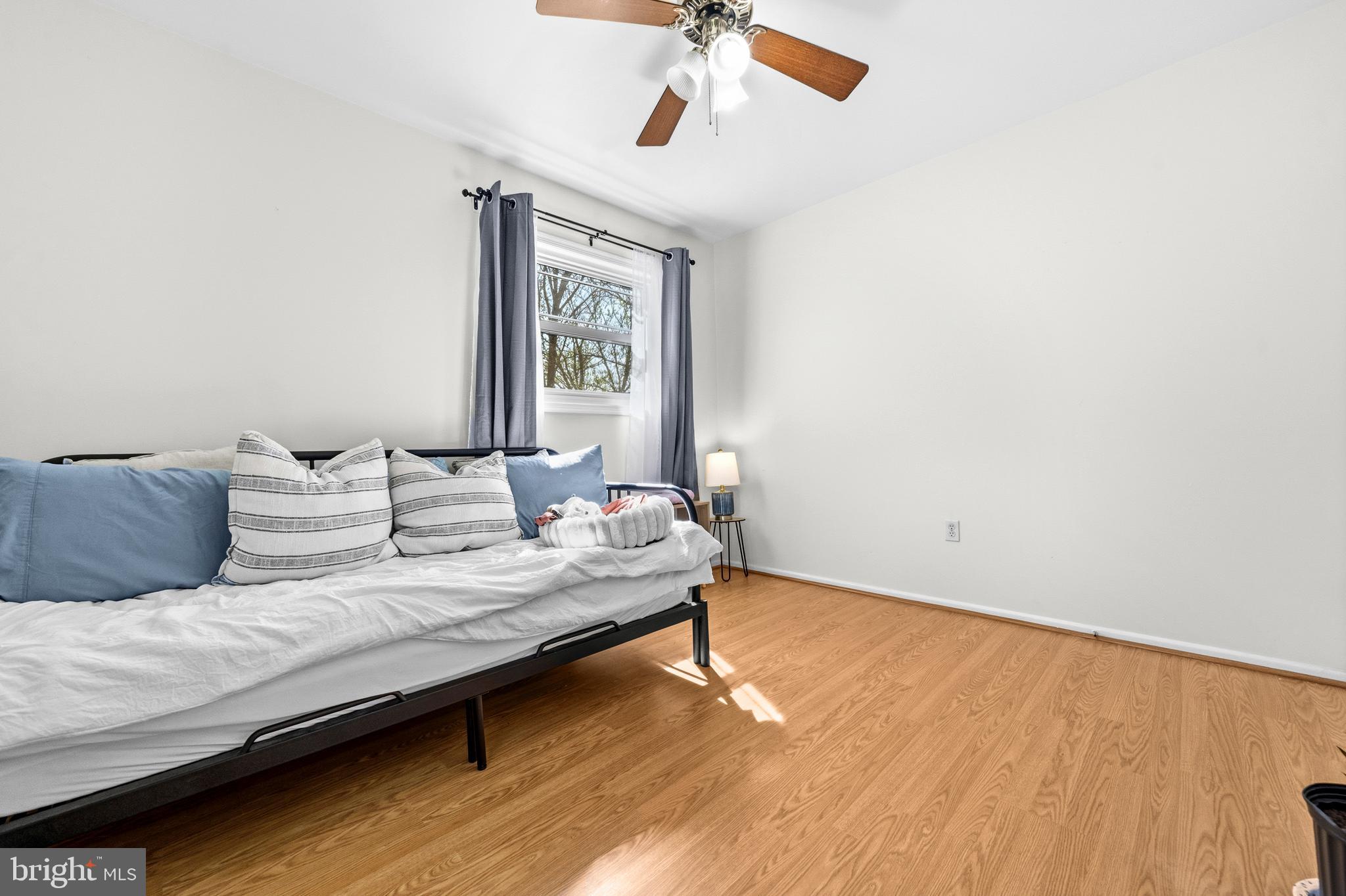 ROLLING ACRES - Residential