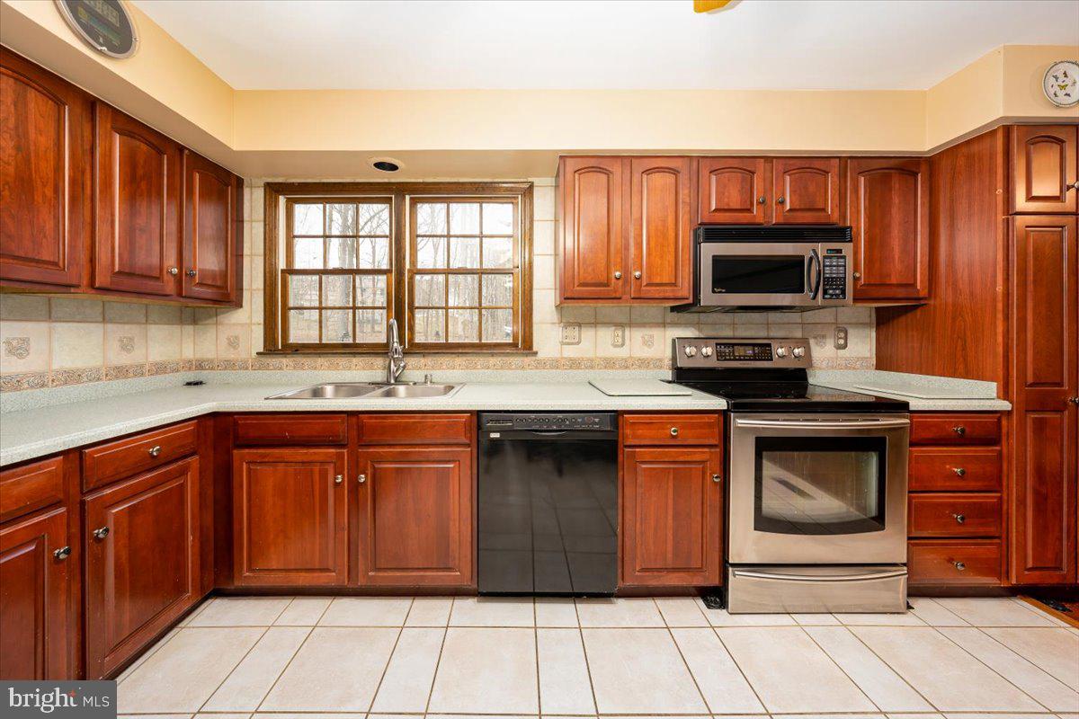 MONTPELIER WOODS - Residential