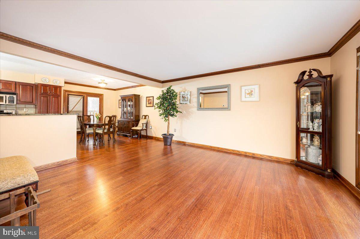 MONTPELIER WOODS - Residential